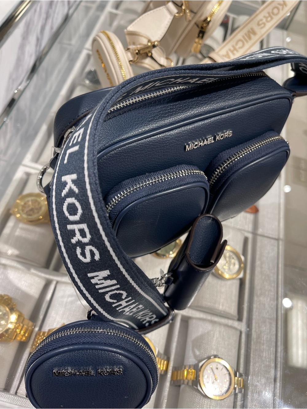Michael Kors JST Leather Md Pocket Xbody Crossbody Bag with Case Apple Airpods - Picture 14 of 16